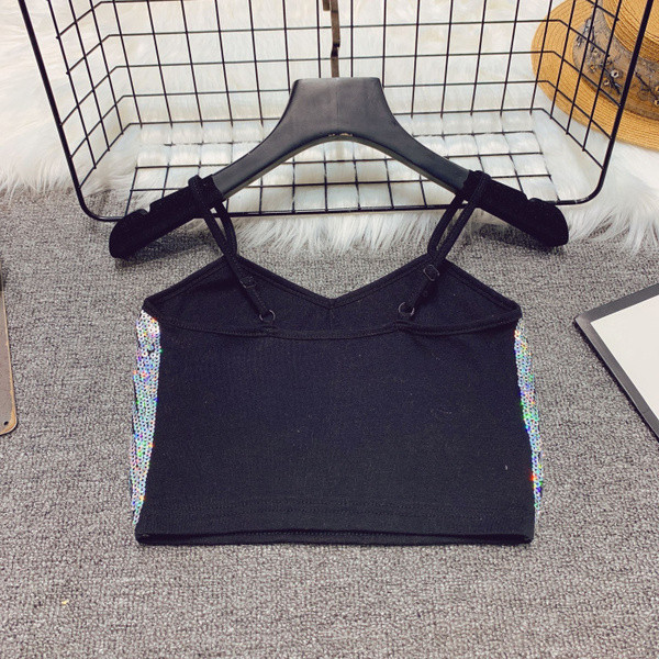 Modern női felső - rövid modell flitterekkel