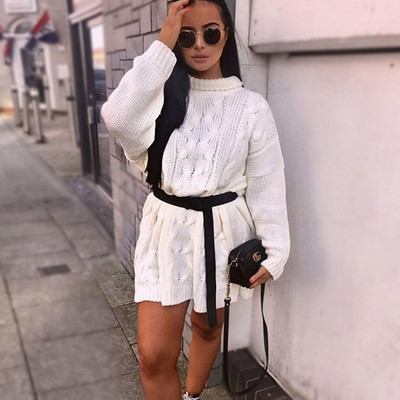 Pulover de dama modern cu guler polo in bej si alb