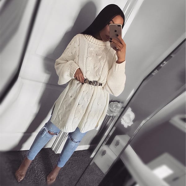 Pulover de dama modern cu guler polo in bej si alb