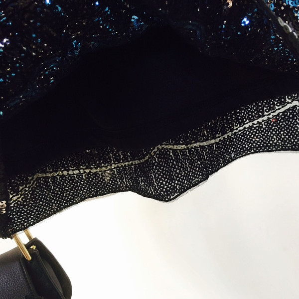 Fusta de dama eleganta cu talie inalta si un element de paiete