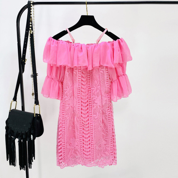 Rochie moderna de dama cu maneci cazute in doua culori