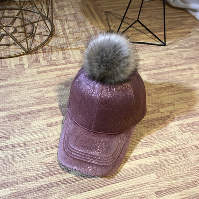 Csillogó hatású, pehelyszín modern női sapka