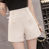 Стилни дамски къси панталони в няколко цвята с декоративни перли