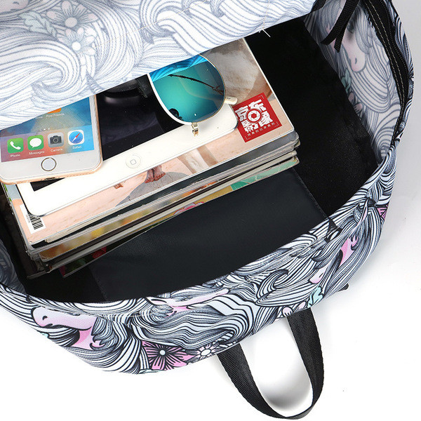 Модерна дамска раница с цип в сив цвят 