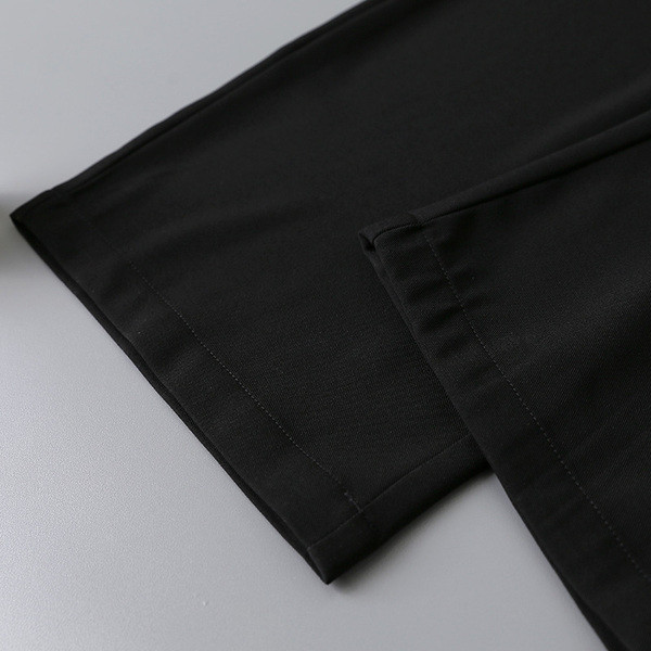 Нов модел дамски панталон - широк модел в черен цвят