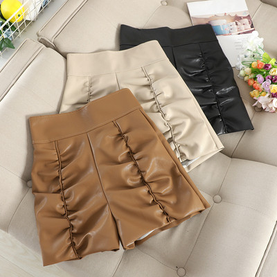 Нов модел къси дамски панталони от еко кожа в различни цветове