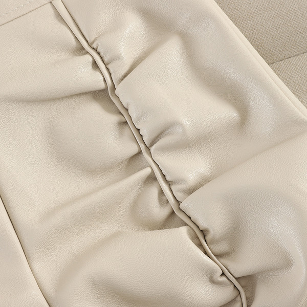 Нов модел къси дамски панталони от еко кожа в различни цветове