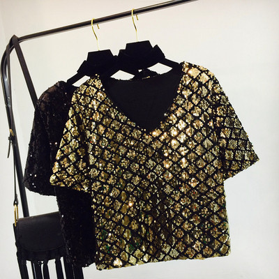 Дамска блуза с шпиц деколте -къс модел с пайети 