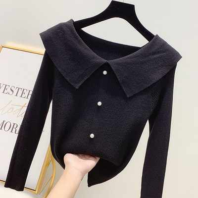 Дамски пуловер с перли и обло деколте в няколко цвята