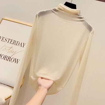 Дамска блуза с поло яка в няколко различни цвята