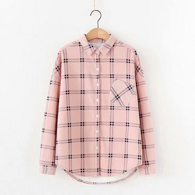 Карирана дамска риза в няколко цвята с джоб и дълъг ръкав