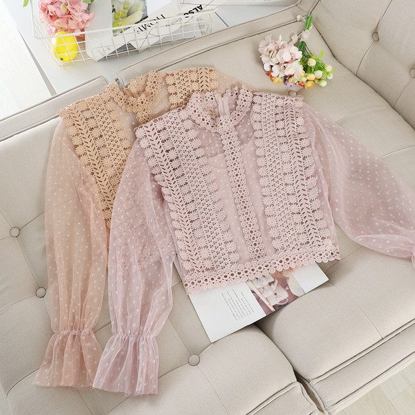 Модерна дамска риза с прозрачни ръкави в различни цветове