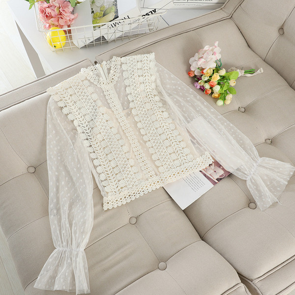 Модерна дамска риза с прозрачни ръкави в различни цветове