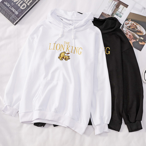 Дамски суичър с качулка и бродерия в черен и бял цвят