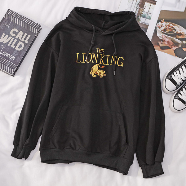 Дамски суичър с качулка и бродерия в черен и бял цвят