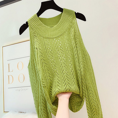 Дамски пуловер с обло деколте и голи рамене в четири цвята