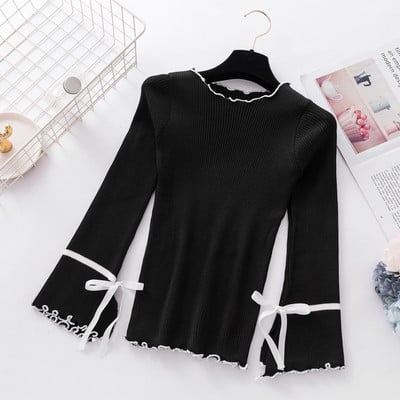 Модерна дамска блуза с къдрици и панделки