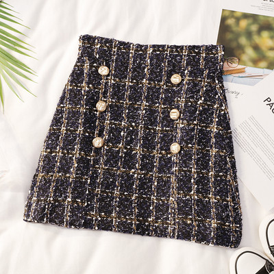 Актуална дамска пола с копчета в няколко цвята