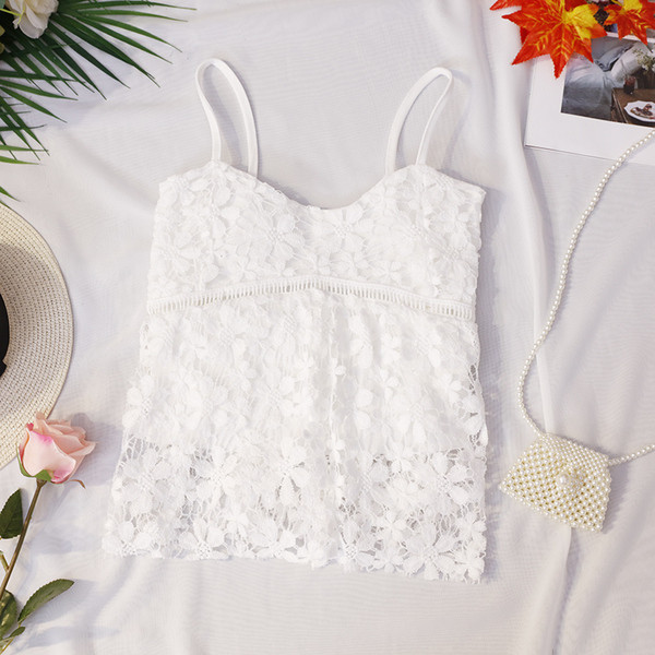 Дантелен дамски потник с тънки презрамки в няколко цвята