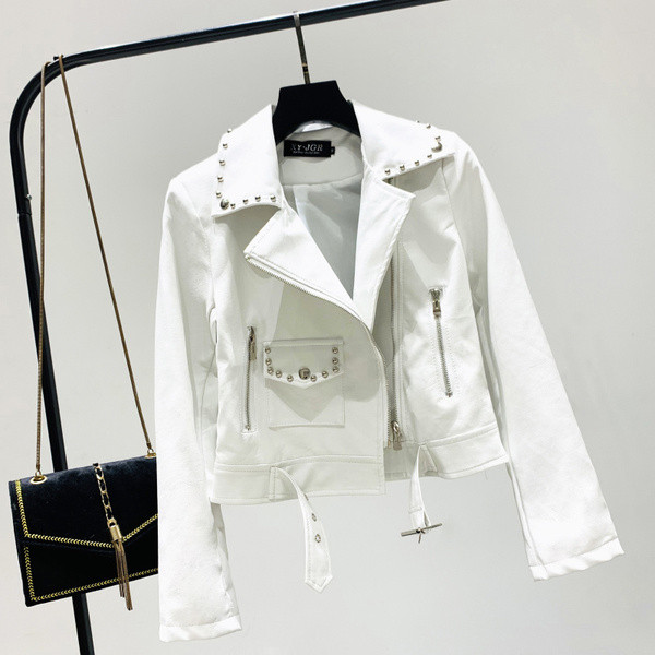 Актуално дамско кожено яке в черен,бял и златист цвят 