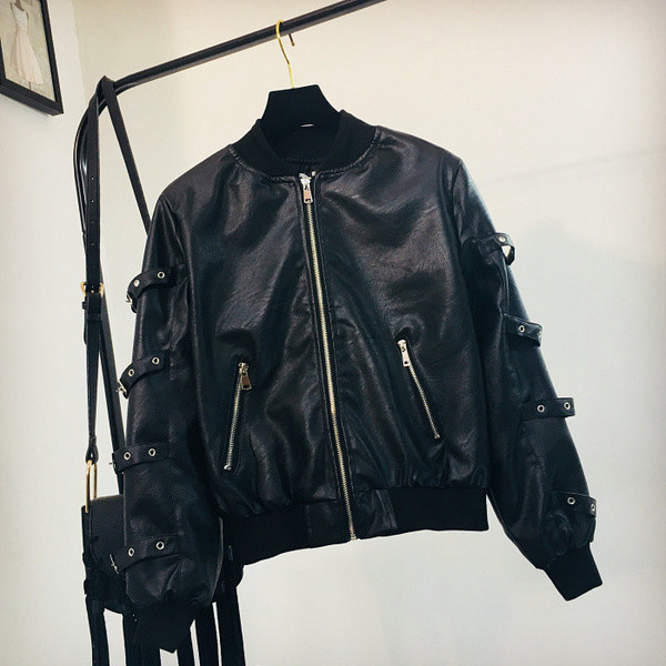 Дамско ежедневно кожено яке с цип в черен цвят 