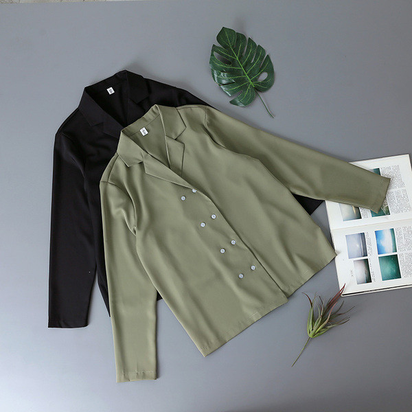 Нов модел актуална дамска риза с шпиц деколте в зелен и черен цвят