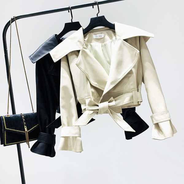 Нов модел дамско кожено яке с шпиц деколте -къс модел в три цвята 