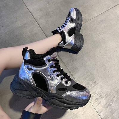 Модерни дамски кецове с лъскав ефект в няколко цвята