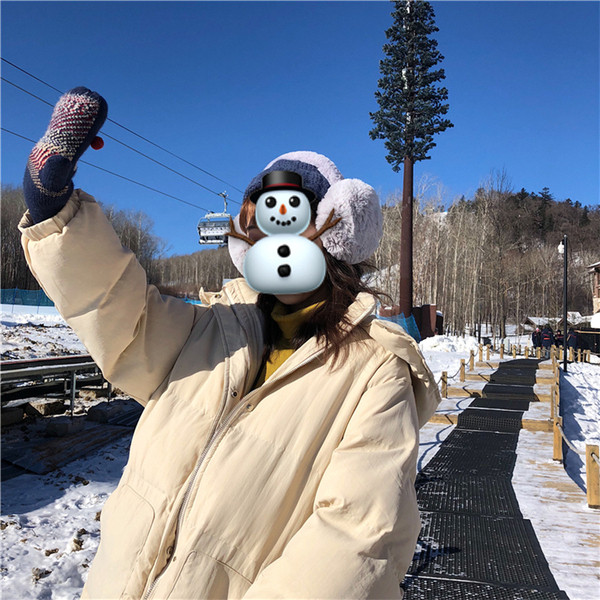 Дамско актуално яке в два цвята с висока яка и качулка