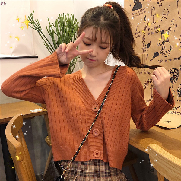 Дамска ежедневна къса жилетка в три цвята с копчета