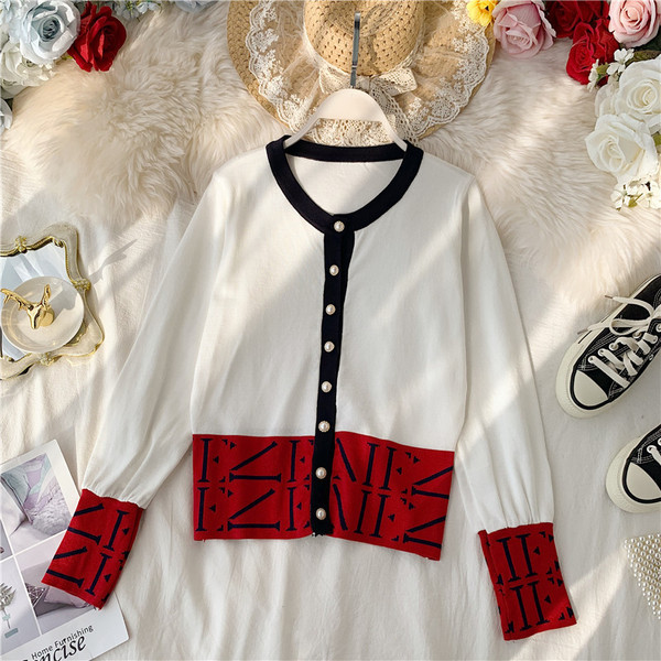 Модерна дамска жилетка с копчета и дълъг ръкав в четири цвята