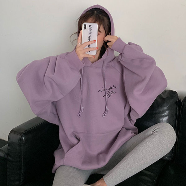 Дамски суичър широк модел в два цвята с надпис