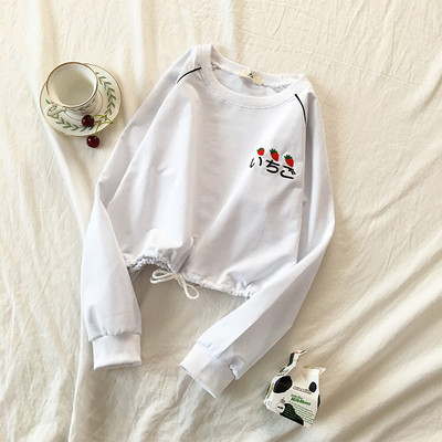 Ежедневна дамска блуза в три цвята с бродерия и връзки