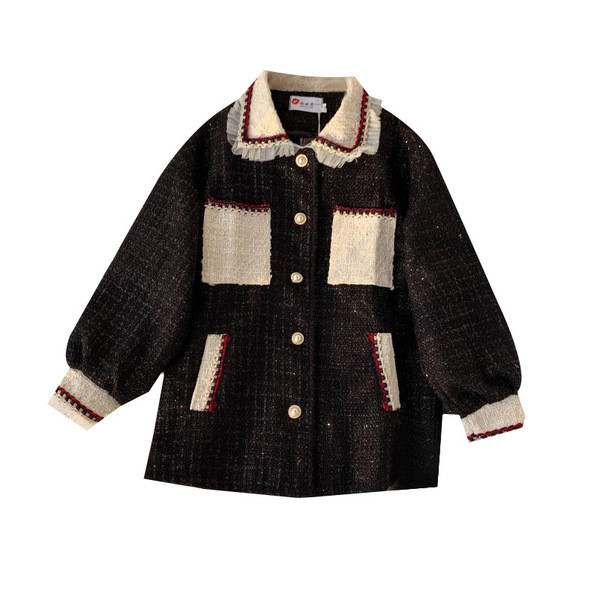 Нов модел модерно дамско палто с класическа яка и джобове в черен цвят