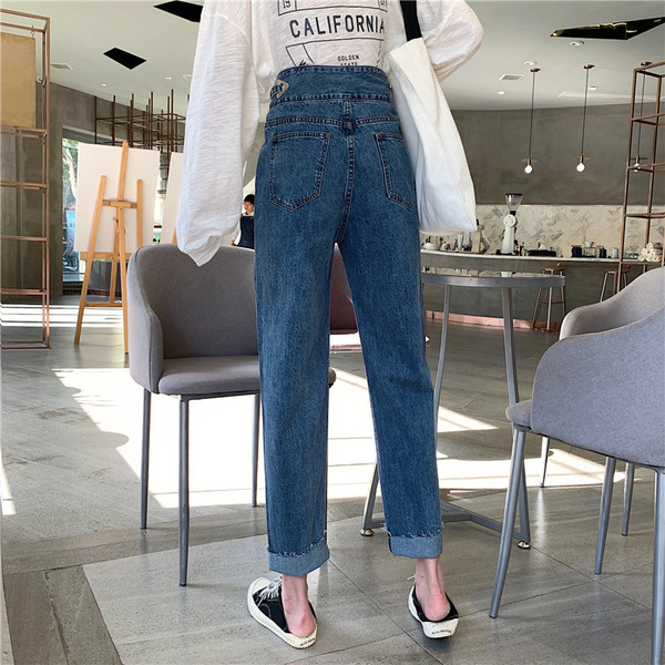 Дамски ежедневни дънки в син цвят с висока талия и джобове