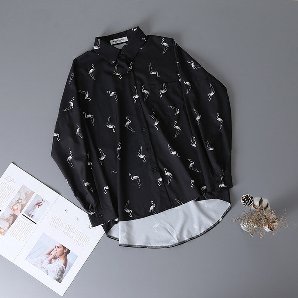 Нов модел модерна дамска риза с класическа яка и шарка в черен цвят