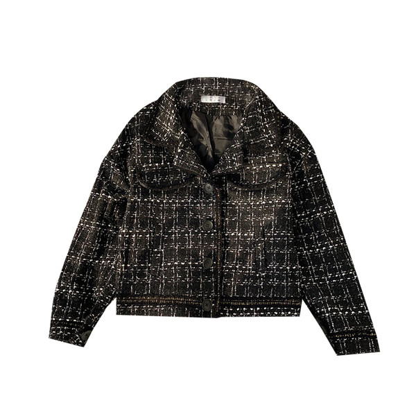 Модерно дамско яке в бял и черен цвят с копчета и джоб 