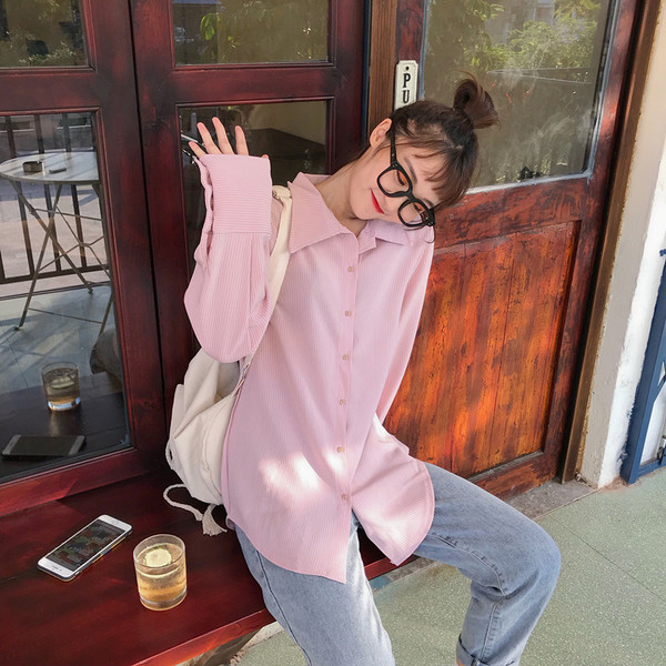 Раирана дамска дълга риза в син и розов цвят с класическа яка