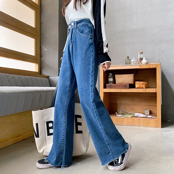 Дамски дънки в син цвят с висока талия прав модел