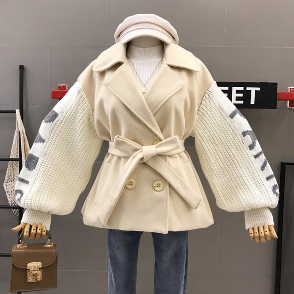 Дамско ежедневно палто с колан в сив и бежов цвят