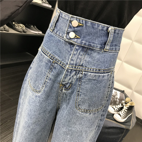 Дамски дънки в син цвят прав модел с висока талия