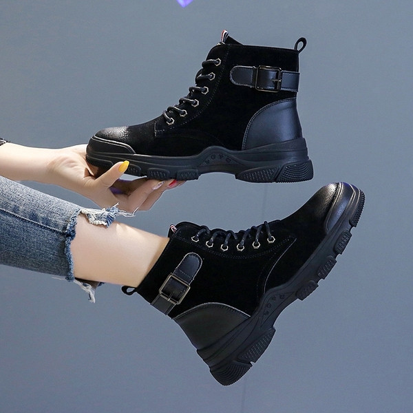 Дамски ежедневни боти от еко велур с връзки в два цвята