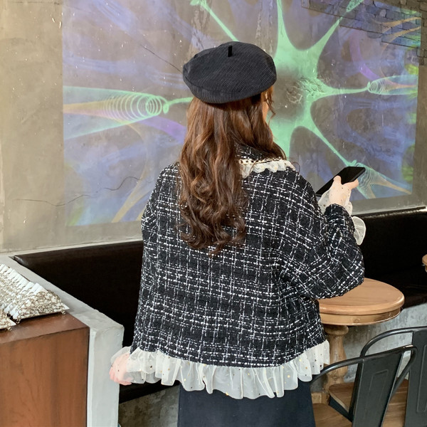 Palton scurt de damă elegant în carouri cu tul