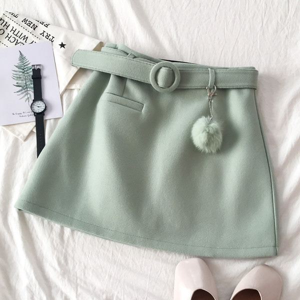 Fusta de dama moderna in patru culori cu curea si buzunar