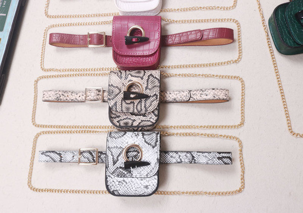 Geantă cruce de damă modernă în diferite culori