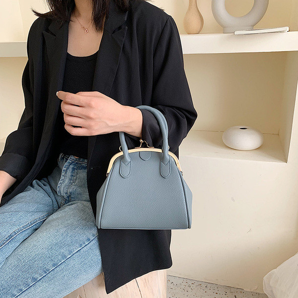 Geanta de dama eleganta cu manere lungi si scurte