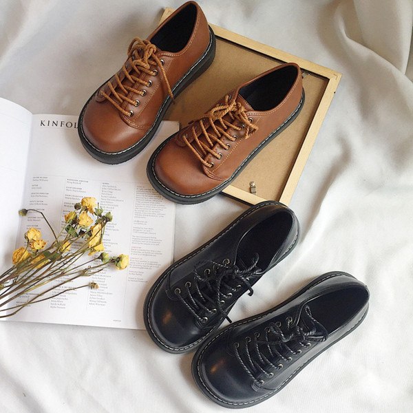 Ежедневни дамски обувки с връзки от еко кожа в черен и кафяв цвят