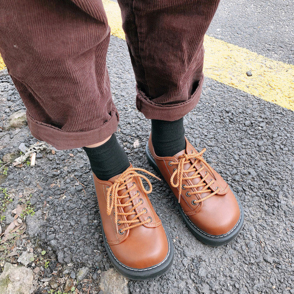 Ежедневни дамски обувки с връзки от еко кожа в черен и кафяв цвят