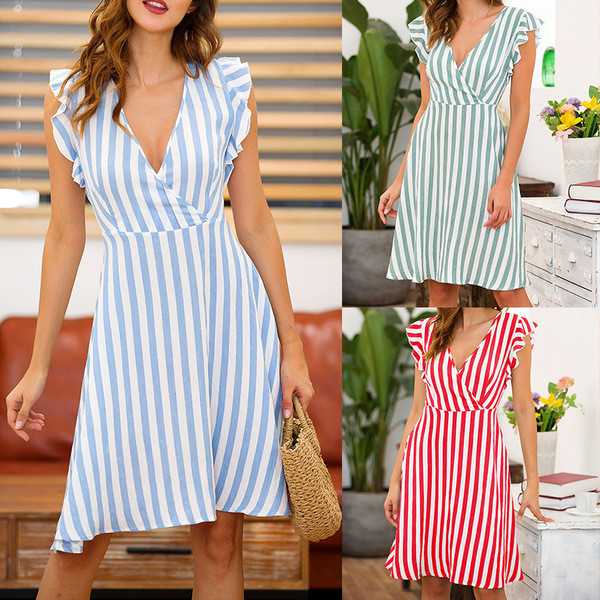 Модерна дамска раирана рокля с дълбоко деколте в няколко цвята 