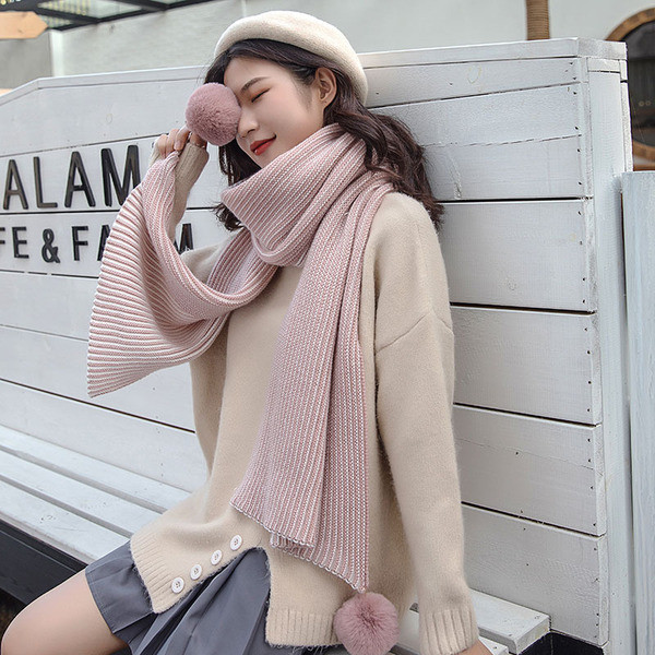 Зимен дамски шал с пух в розов и кафяв цвят